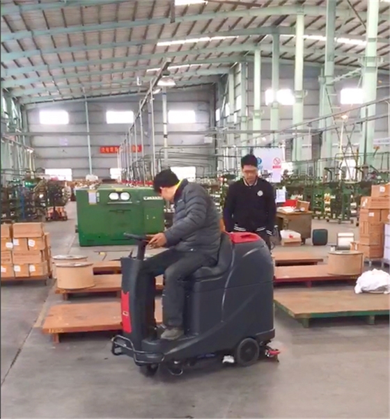 全自動洗地機(jī)